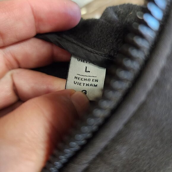 Levis Jacket Mens Large Black Fleece Lined Hooded Tech Jacket - Picture 3 of 9